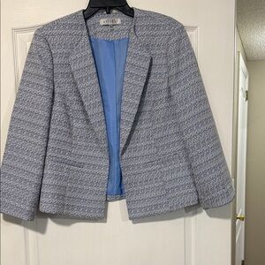 Kasper Women's Elegant Gray Blazer